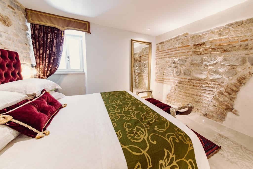 Villa Nepos Hotel Split Exterior photo